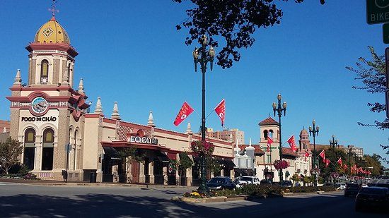 Country Club Plaza